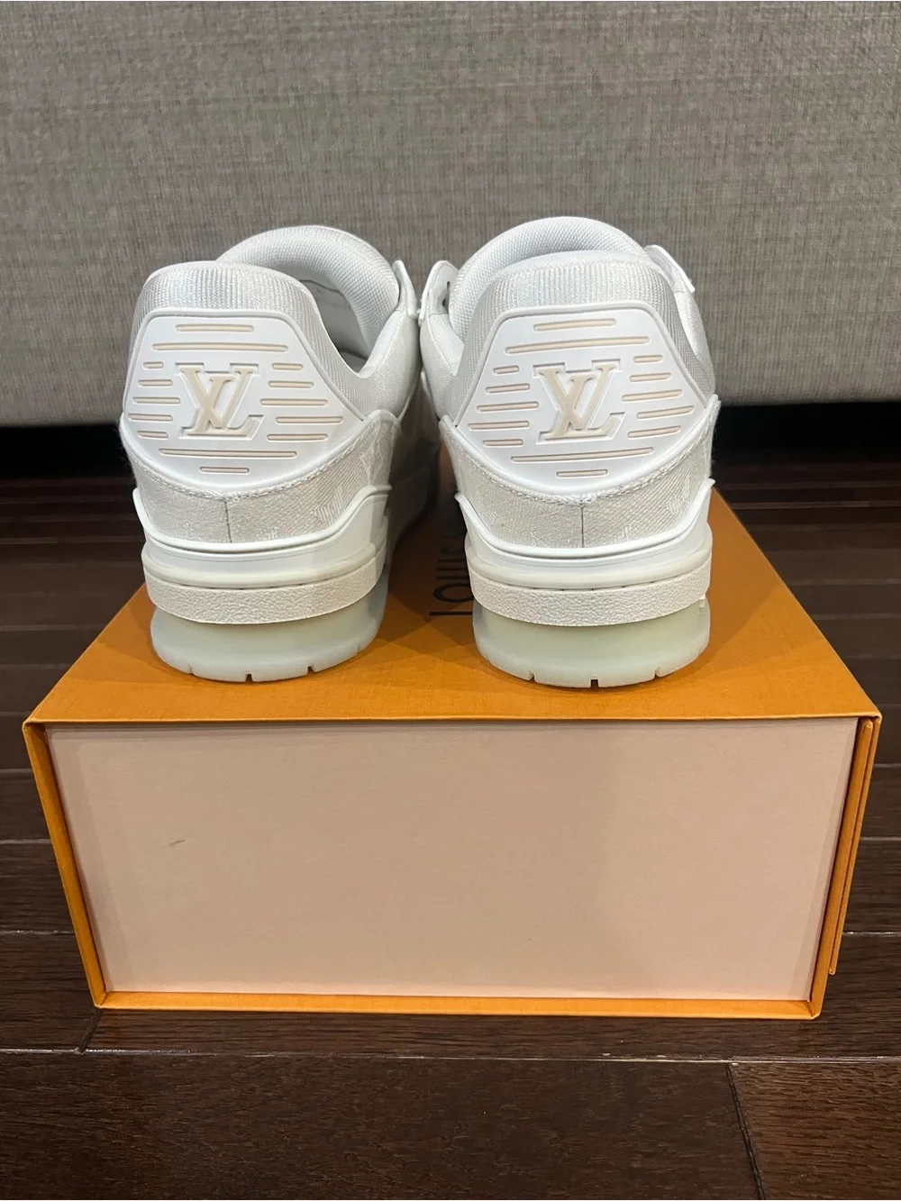 Limited Edition Louis Vuitton White Men's Low-Top Sneakers